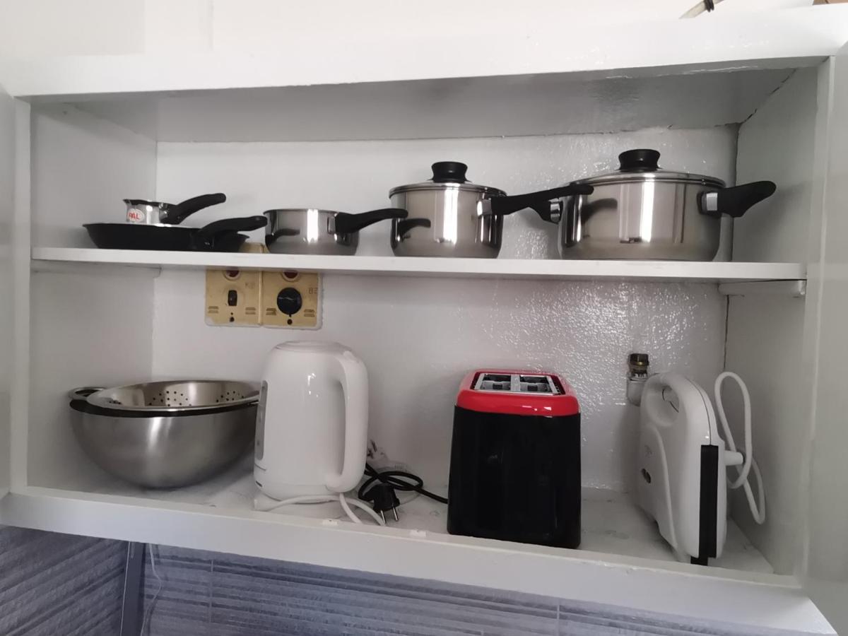 Penthouse Spacious W Super Wifi & Terrace, 2 Min From Metro Apartment