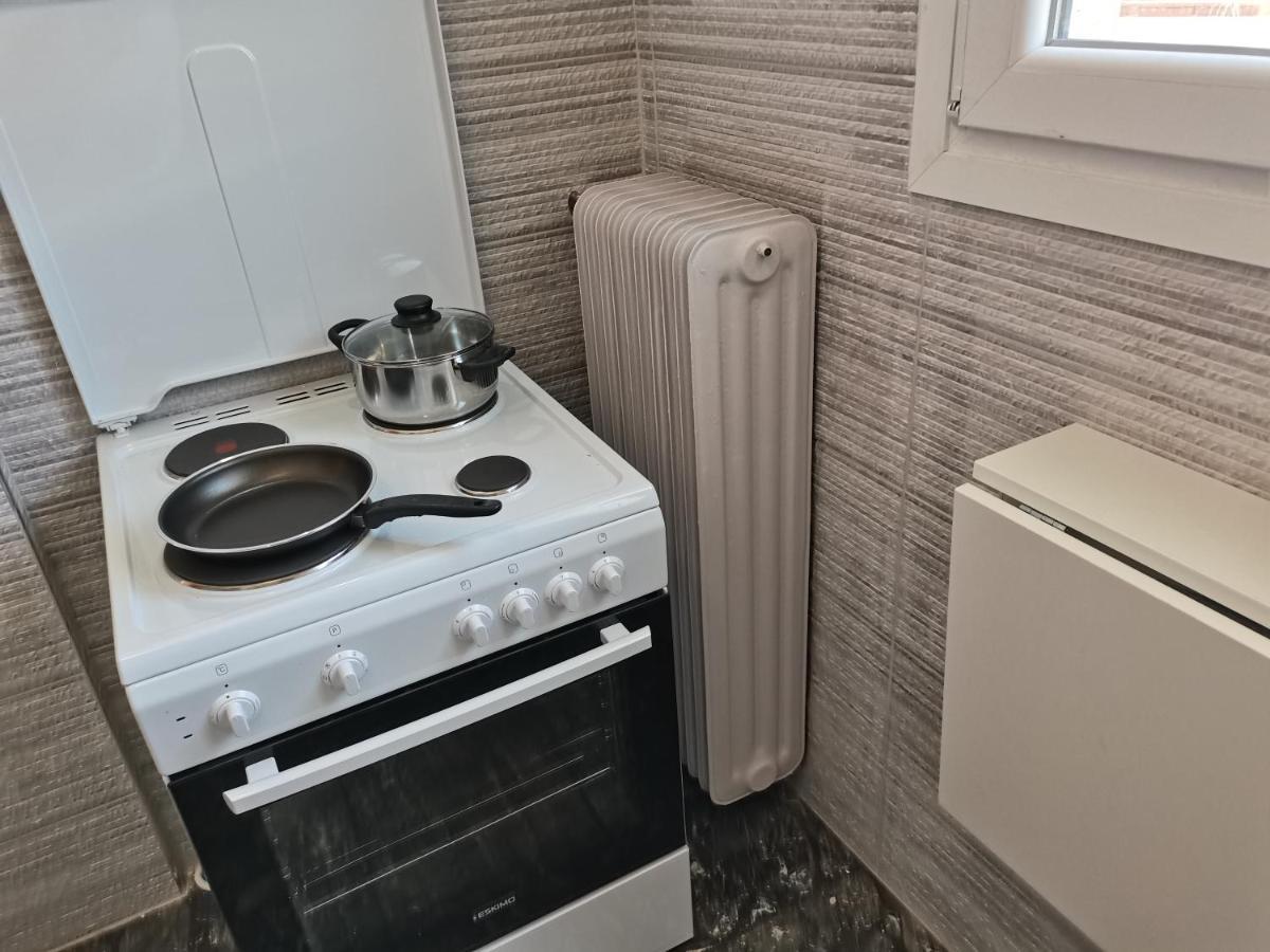 Apartment Penthouse Spacious W Super Wifi & Terrace, 2 Min From Metro *