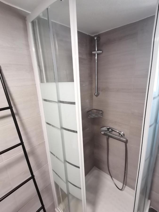 Penthouse Spacious W Super Wifi & Terrace, 2 Min From Metro *
